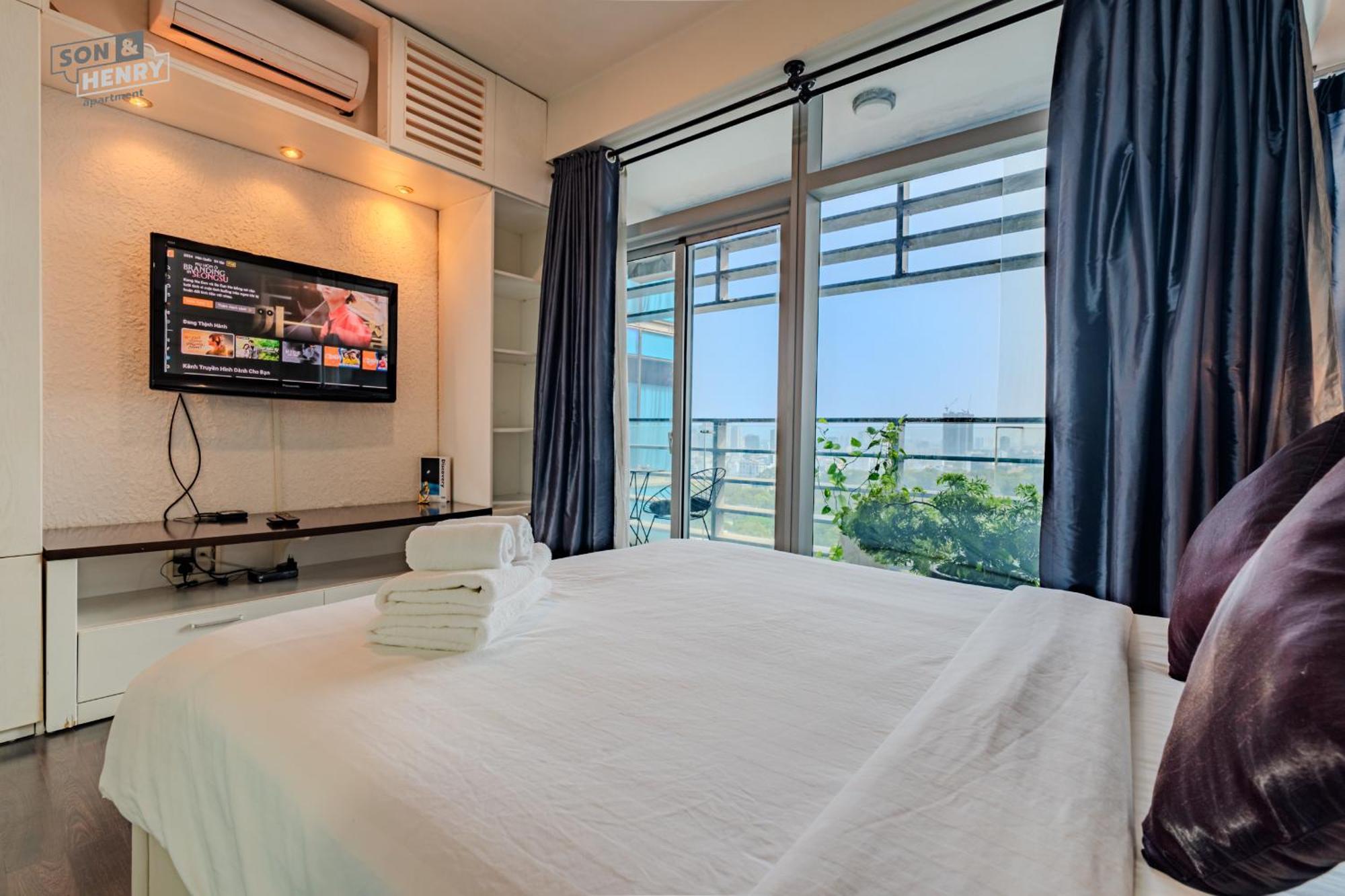 Son&Henry Sailing Tower Apartment Ho Chi Minh City Exterior photo
