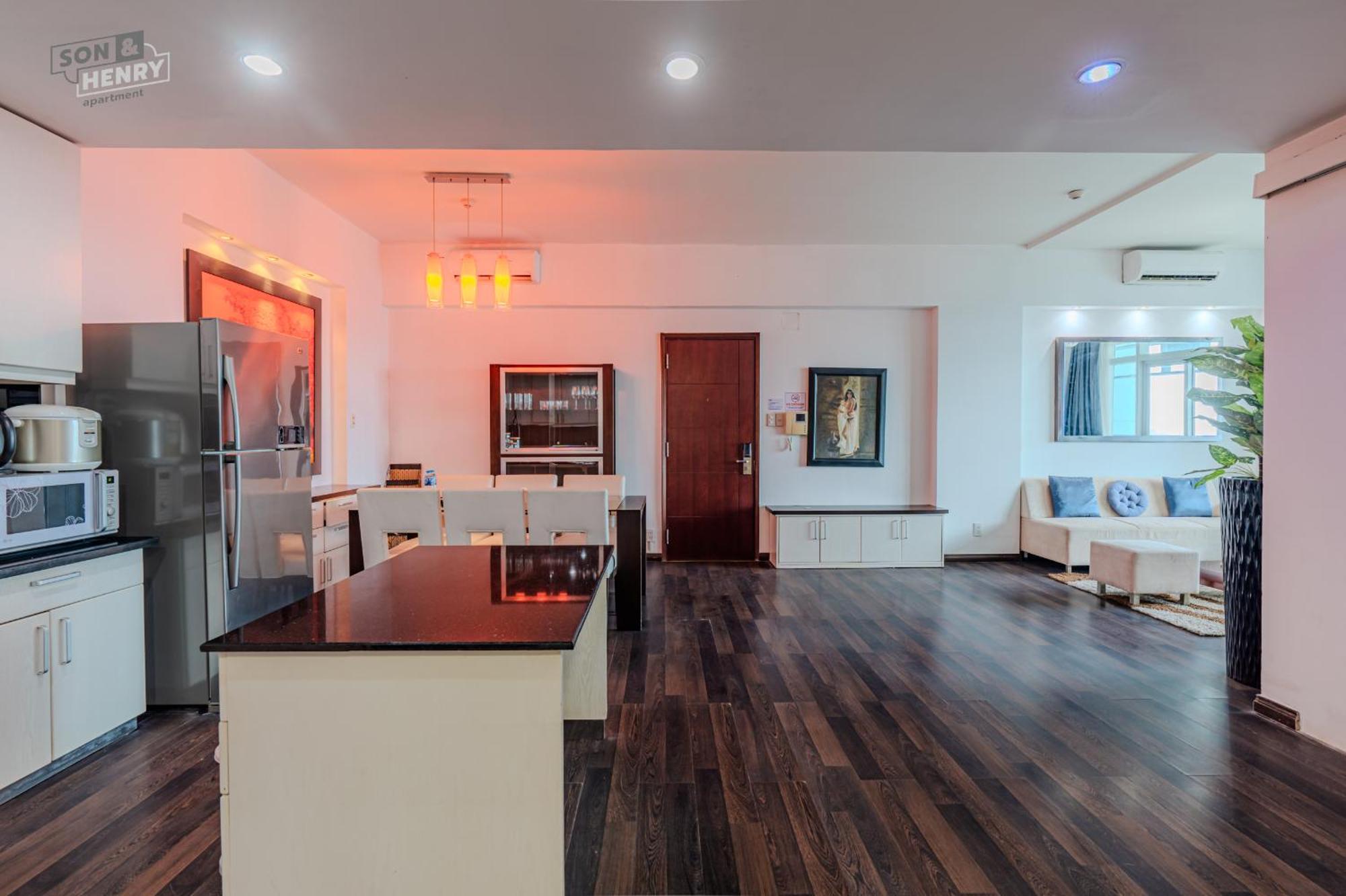 Son&Henry Sailing Tower Apartment Ho Chi Minh City Exterior photo