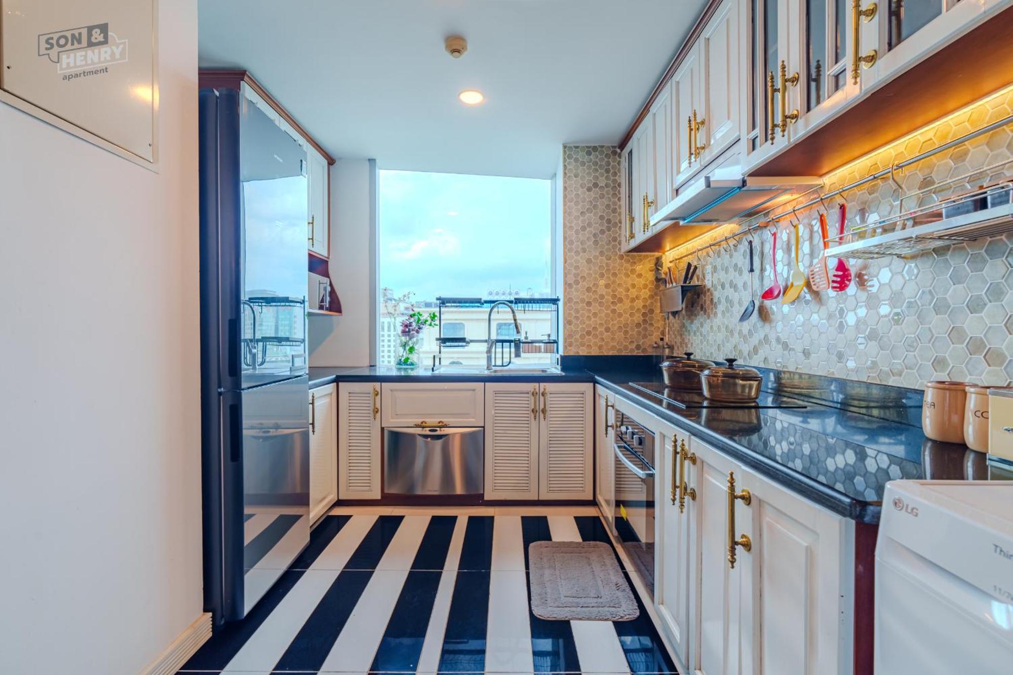 Son&Henry Sailing Tower Apartment Ho Chi Minh City Exterior photo